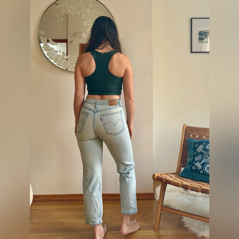 Levi’s Wedgie Straight Light Wash Jeans